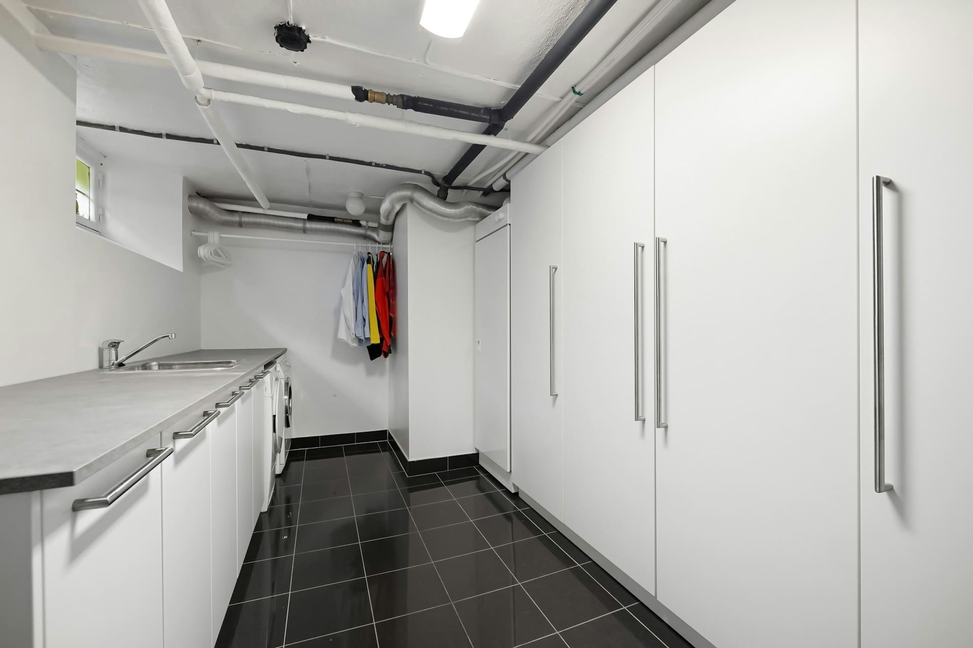 Thumbnail image for 'Best Countertop for Laundry Room: Merging Style with Practicality'